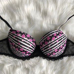 Push-Up Bra